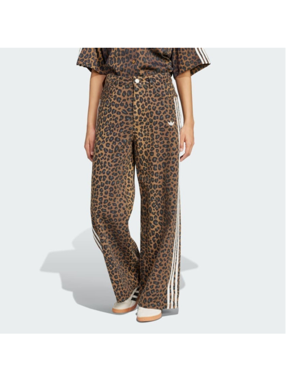 NWT Adidas Leopard Print Denim Loose Jeans Women’s Size 33 KA2680